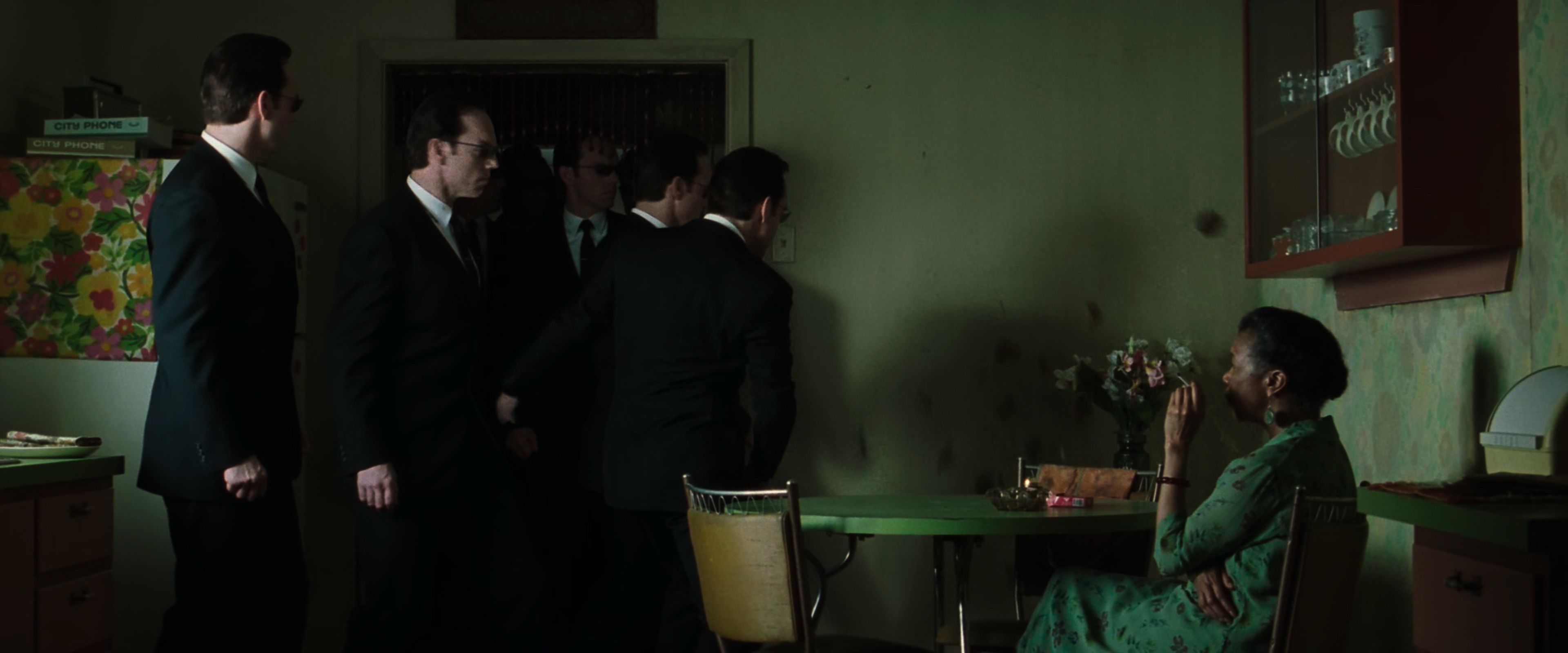 The Matrix Revolutions 2003 UHD BluRay 2160p DV HEVC TrueHD.Atmos.7.1-E.mkv_20260930_025349.134.jpg